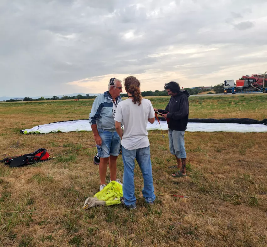  - Galerie Parachute Ados