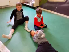 Centre de Saugues - Vacances - Galerie Les Monsieurs, Madames et Secrets d'antan à aujourd'hui avril-mai 2025