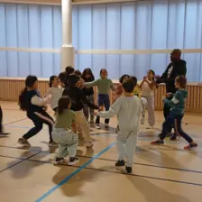 Centre de Vals Prés le Puy - Périscolaire - Galerie Break dance