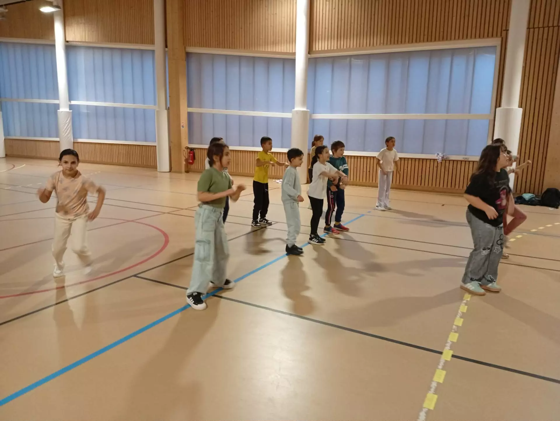 Centre de Vals Prés le Puy - Périscolaire - Galerie Break dance