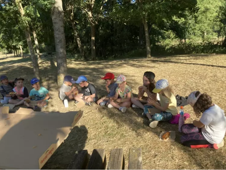 Centre de Saugues - Vacances - Galerie Mini-camps « Tous en forêt » - Fonchaude - 2022