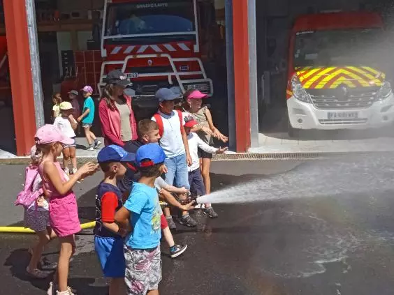 Centre de Langeac (Val Fleuri) - Vacances - Galerie Visite de la caserne des pompiers été 2023
