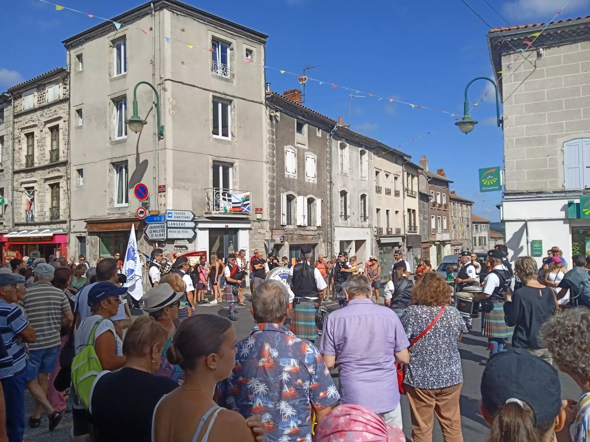 Centre de Saugues - Vacances - Galerie Été 2023