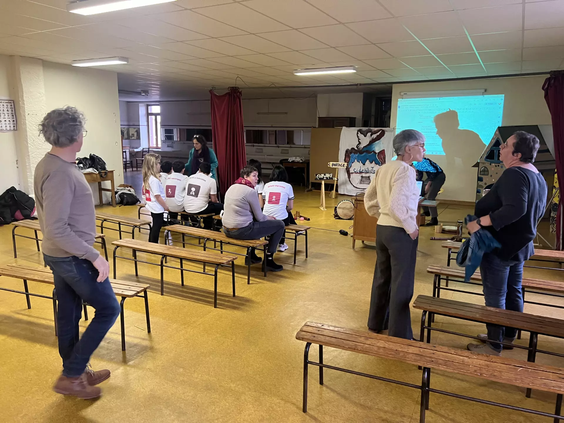 Centre de AdosClic - AdosClic - Galerie Projet C.I.D.E errante