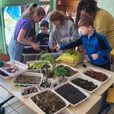 Centre de Bains & Solignac - Mercredis - Galerie Les vers de terres